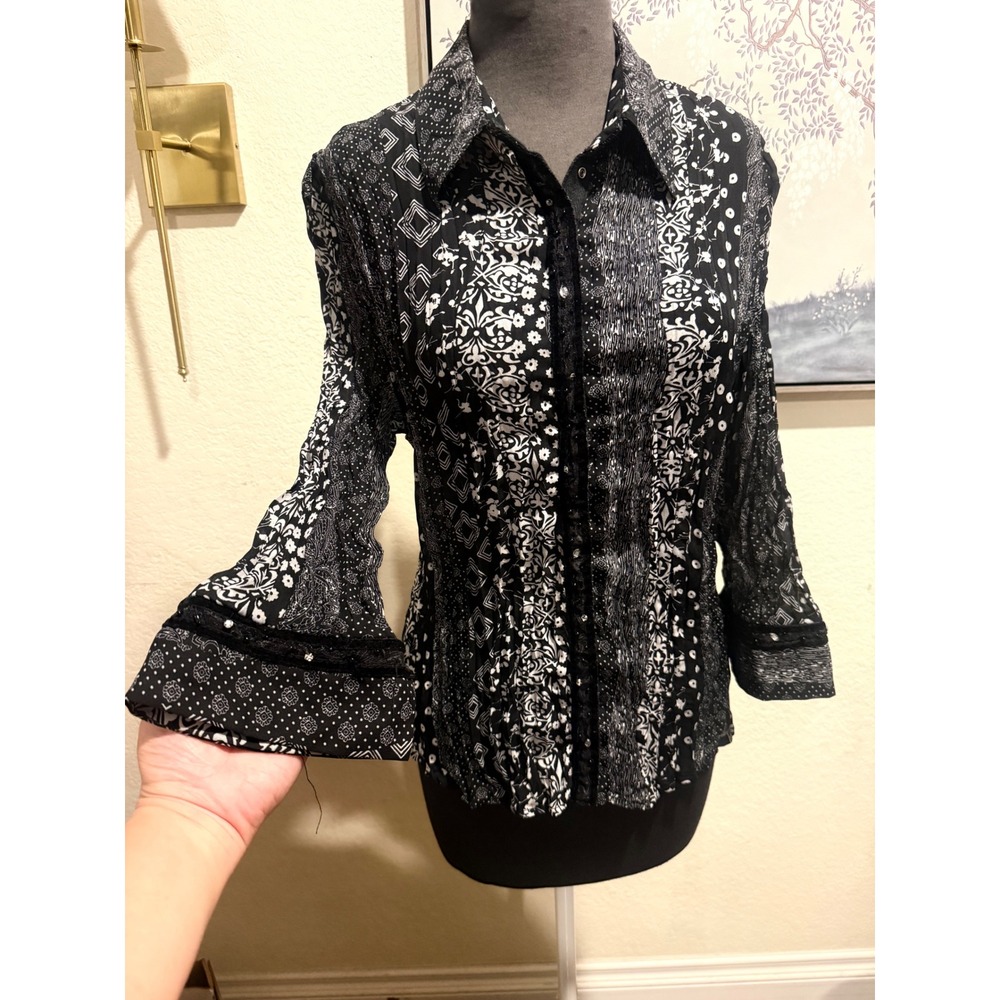Violin Black White Patchwork Paisley Lace Trim Bell Sleeve Smocked Blouse M